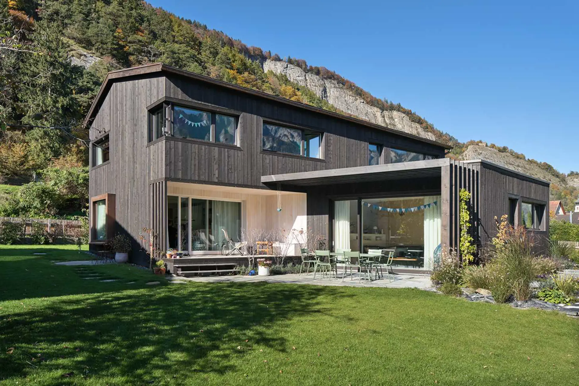 12_Neubau_2 Einfamilienhäuser Haldenstein